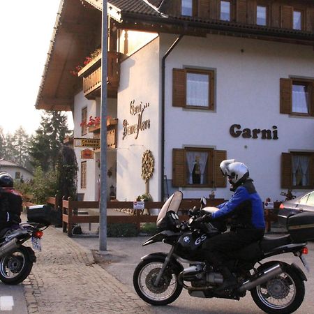 Garni Biancaneve Ruffre-Mendola Bagian luar foto