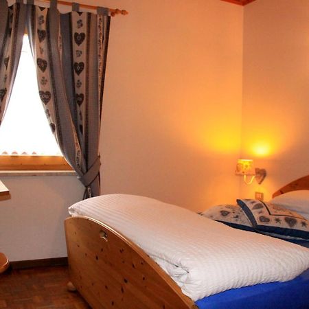 Garni Biancaneve Ruffre-Mendola Bagian luar foto