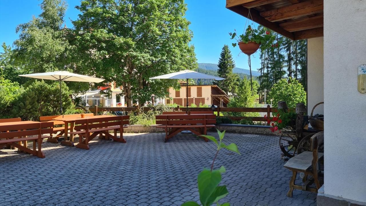 Garni Biancaneve Ruffre-Mendola Bagian luar foto