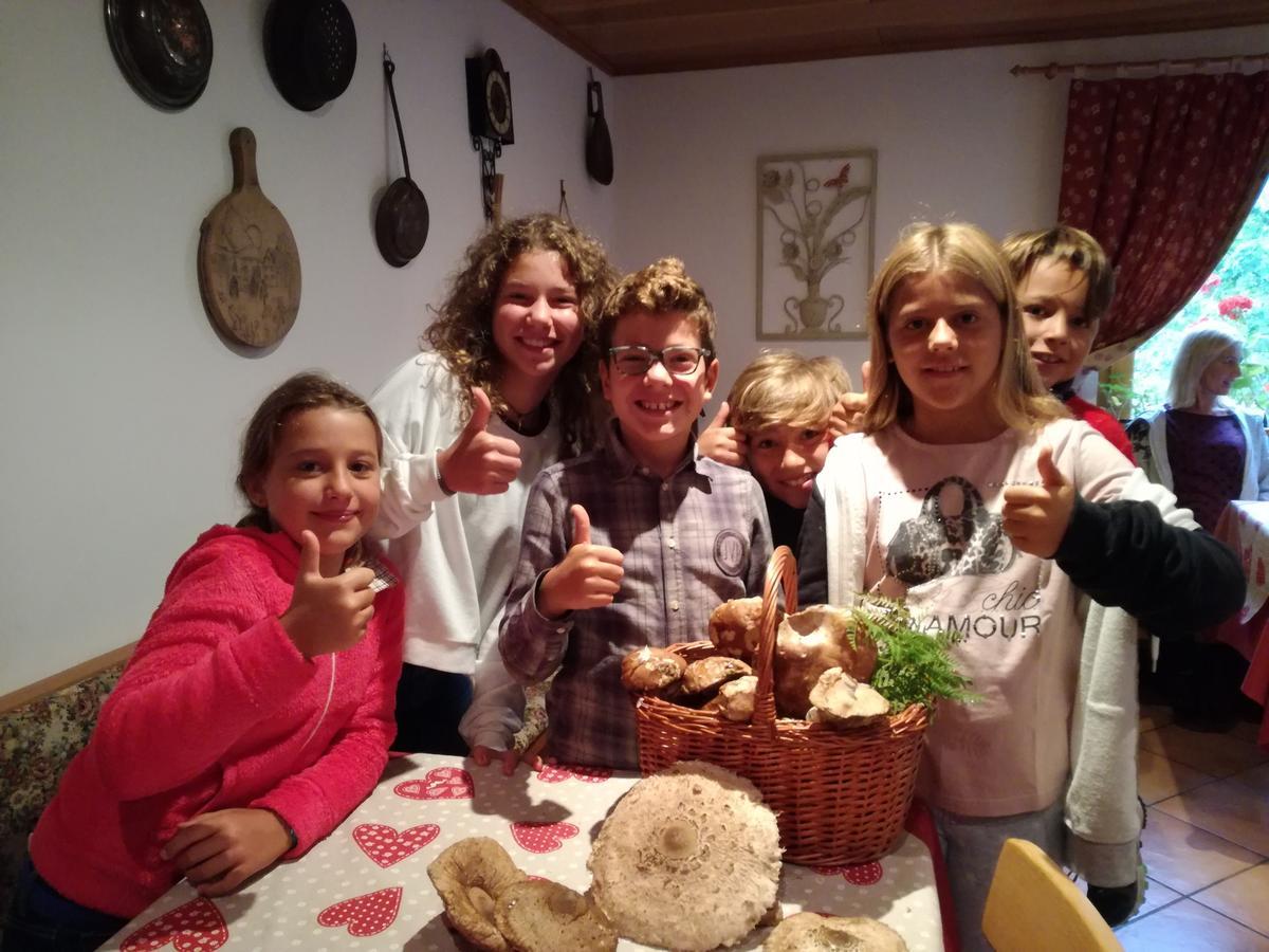 Garni Biancaneve Ruffre-Mendola Ruang foto