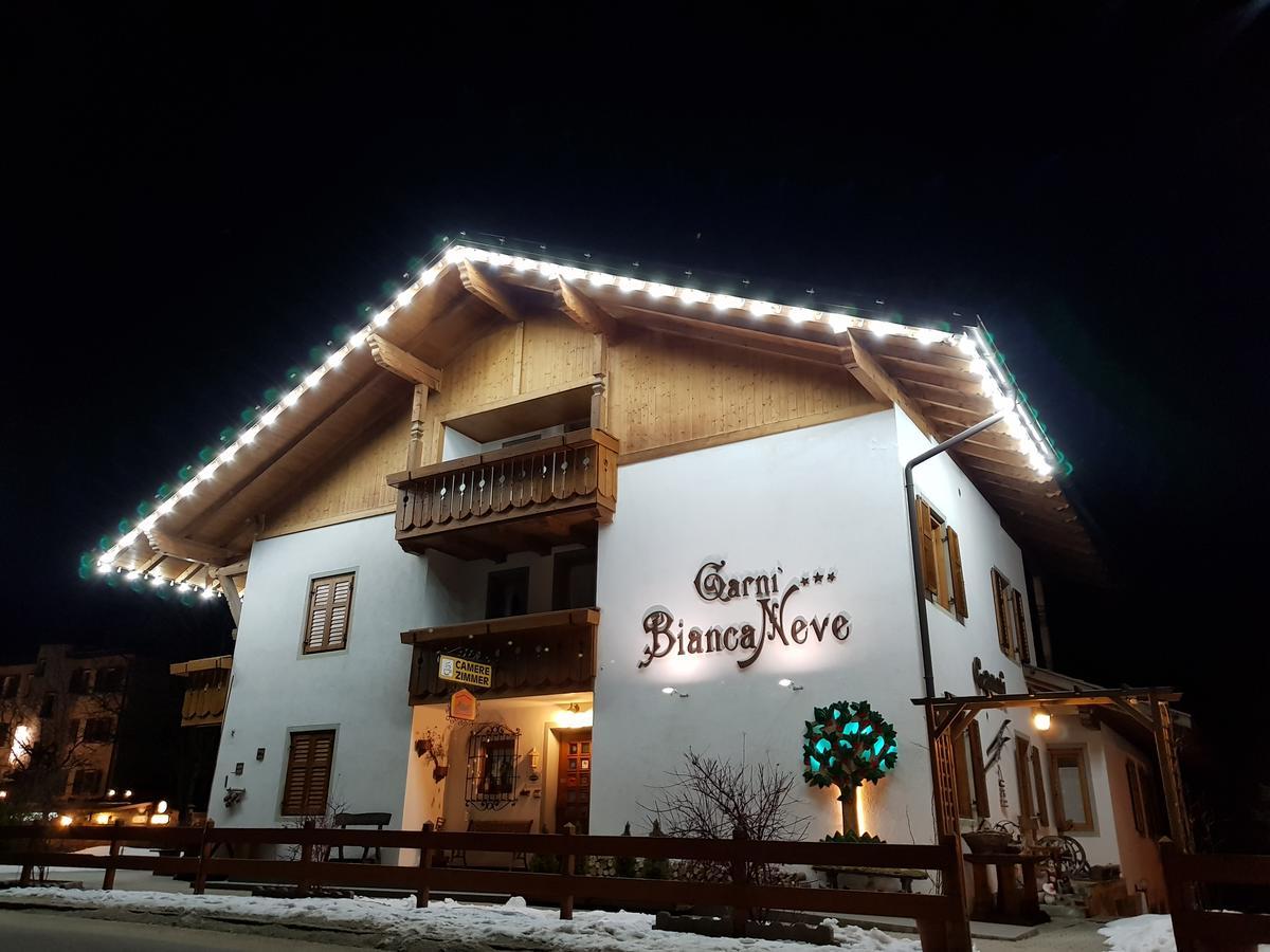 Garni Biancaneve Ruffre-Mendola Bagian luar foto